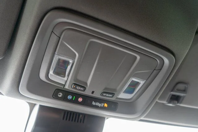 Used 2024 Blue Chevrolet Custom image 30