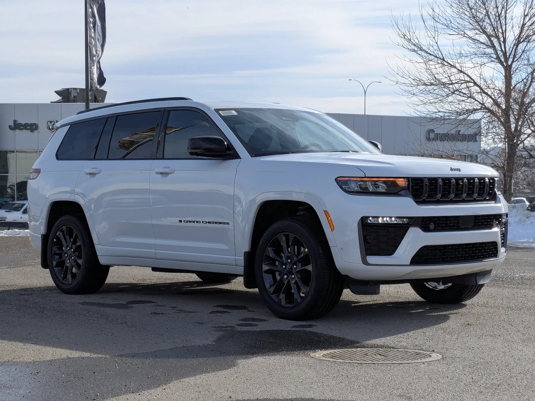 New 2026 White Jeep Limited Reserve - - 4x4 - Pano Sunroof - 6- Passenger Seating - Trailer Tow - Vent Seats & More! image 2