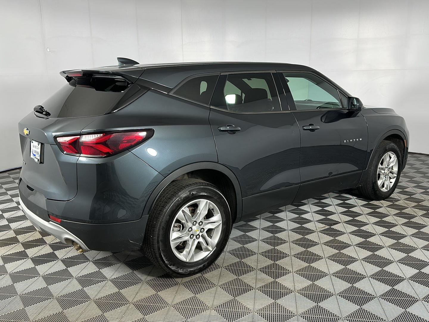 Used 2020 Graphite Metallic Chevrolet LT image 25