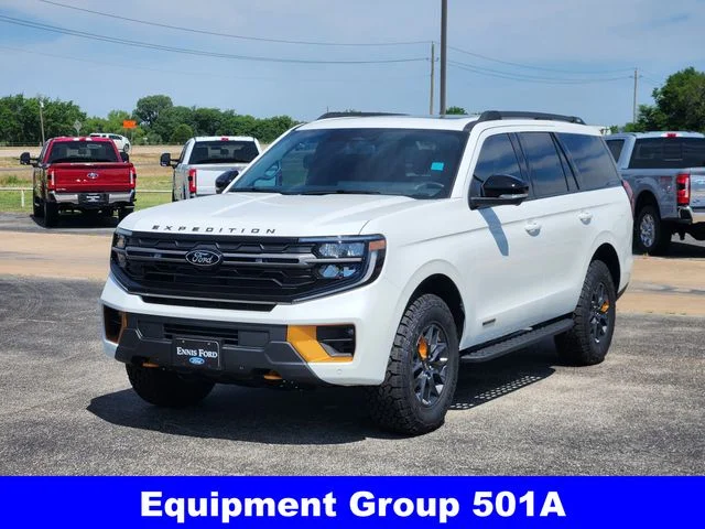 New 2026 Star White Metallic Tri-Coat Ford Tremor® image 3