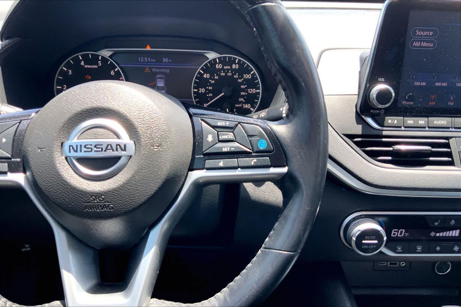 Used 2019 Super Black Nissan 2.5 SV image 25