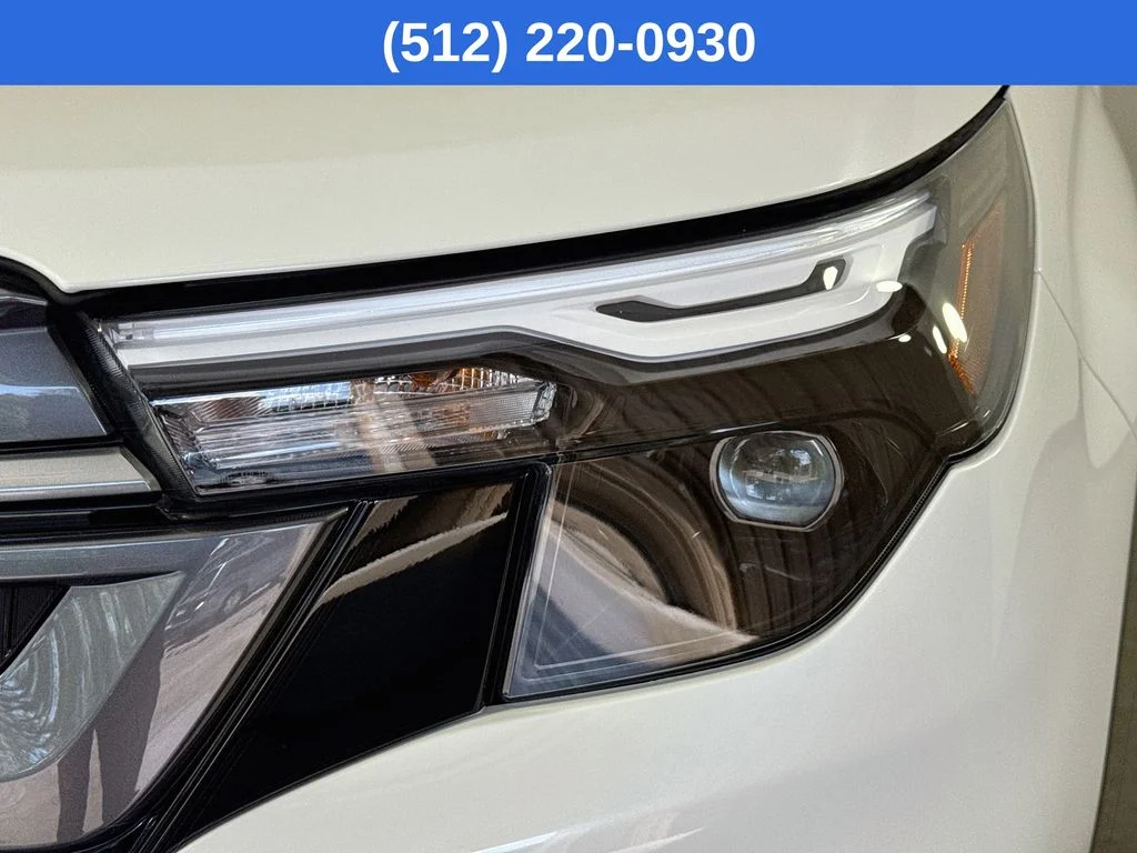 Used 2026 White Subaru Premium image 40