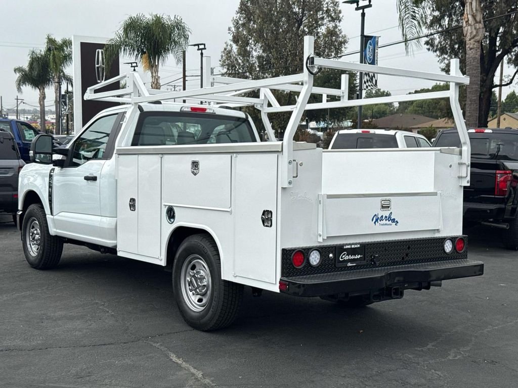 New 2026 Oxford White Ford F-250® XL image 5