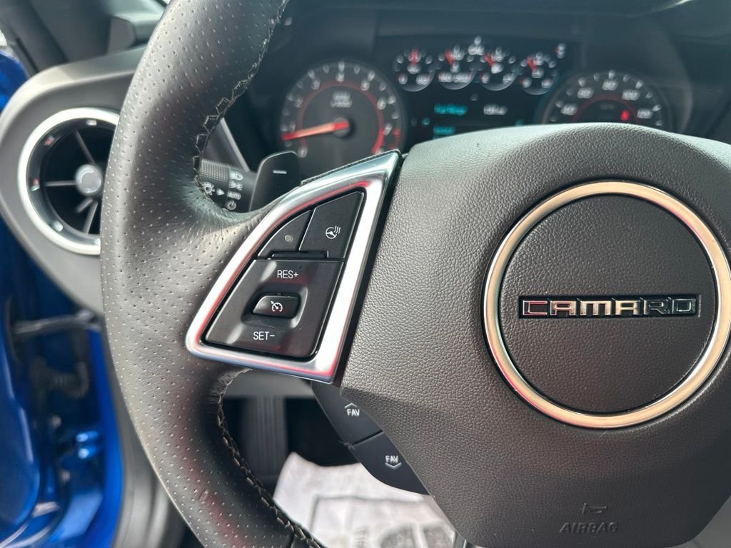 Used 2018 Blue Chevrolet 2LT image 12
