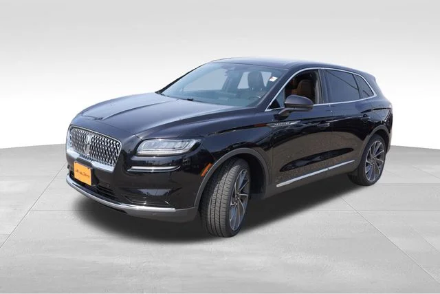 Used 2022 Black Lincoln Reserve image 11