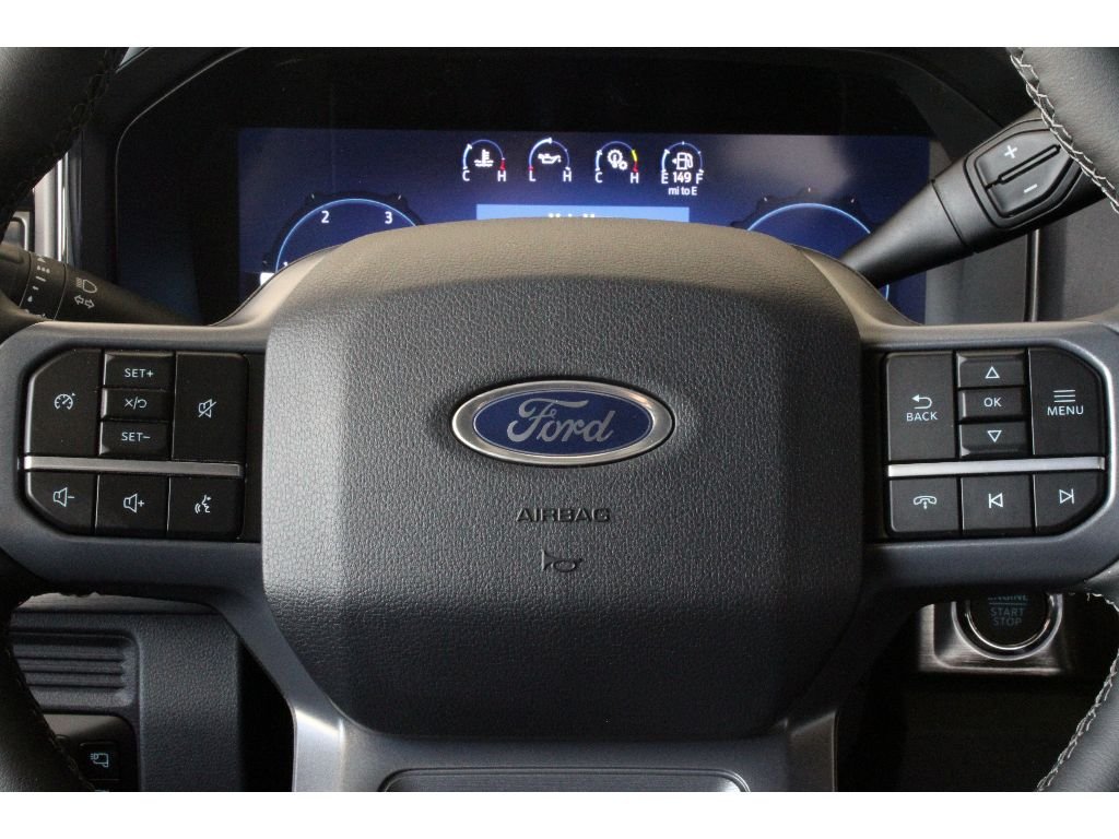 New 2026 Star White Metallic Tri-Coat Ford LARIAT image 7