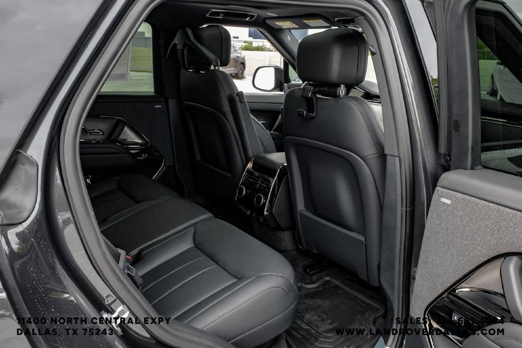 New 2026 Carpathian Gray Land Rover SE image 41