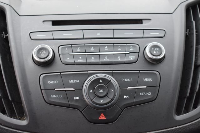 Used 2017 Silver Ford SE image 26