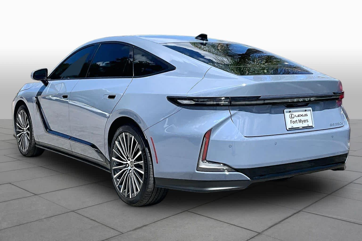 Used 2026 Wavelength Lexus Premium image 11