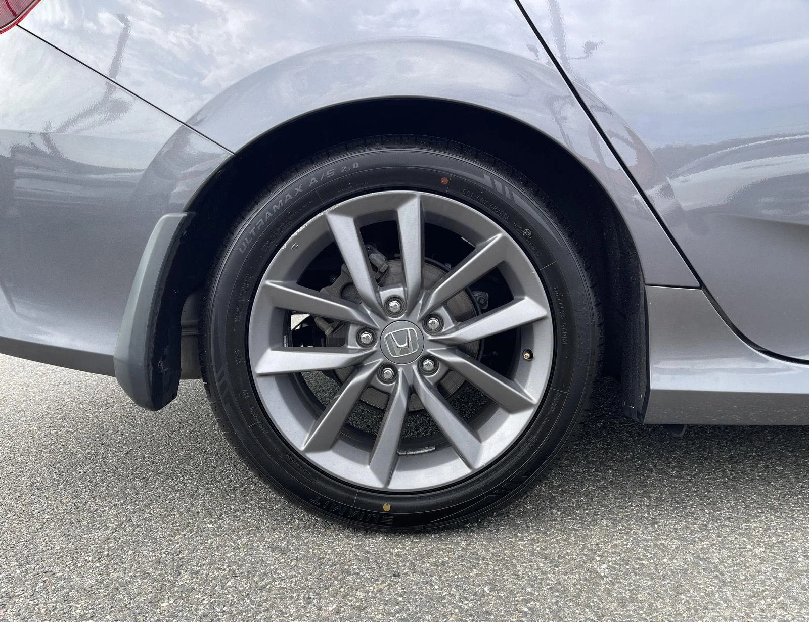 Used 2019 Modern Steel Metallic Honda EX image 21