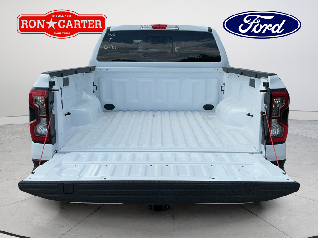 New 2026 Oxford White Ford XLT image 21