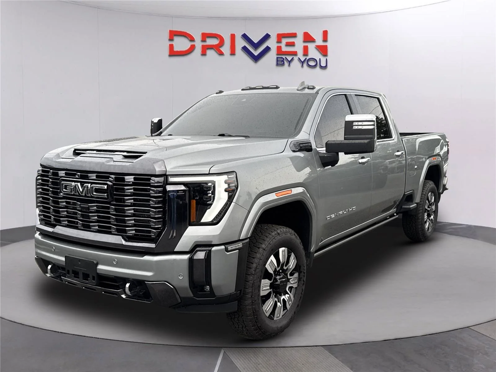Used 2024 Sterling Metallic GMC Denali Ultimate image 8