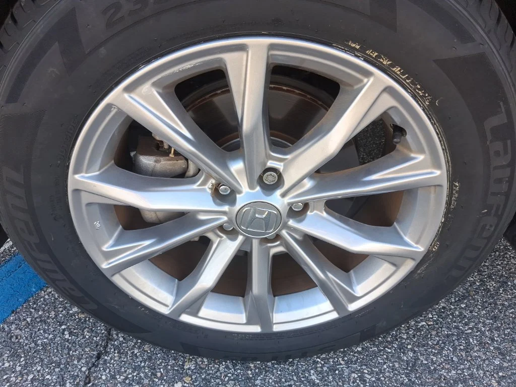 Used 2025 Red Honda EX-L image 16