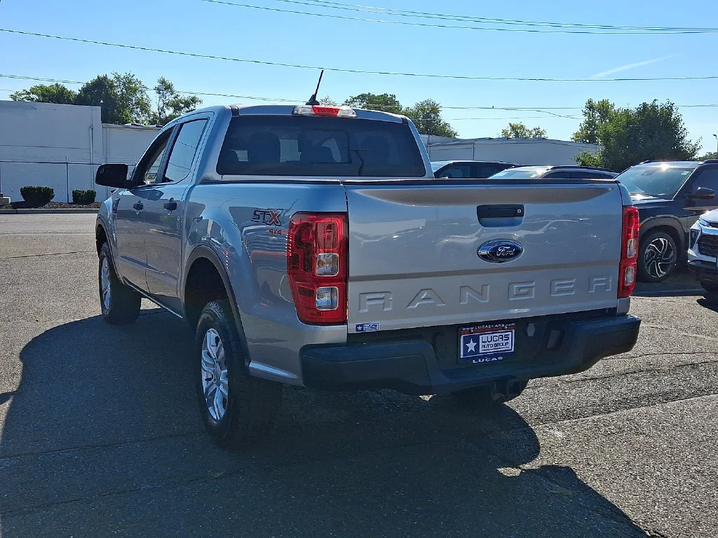 Used 2020 Iconic Silver Met Ford XL image 9