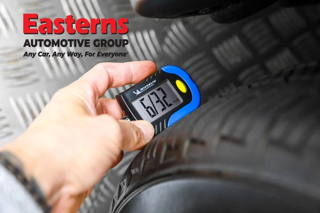 Used 2021 Blue Ford SEL image 28
