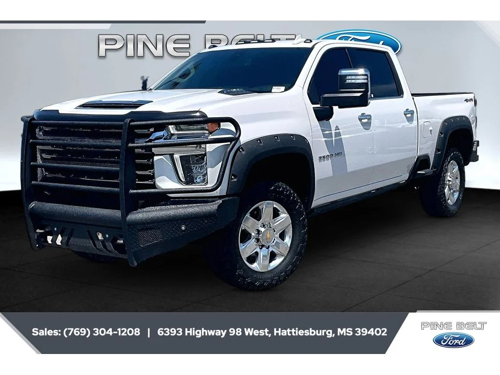 Certified Used 2022 Iridescent Pearl Tricoat Chevrolet LTZ image 5
