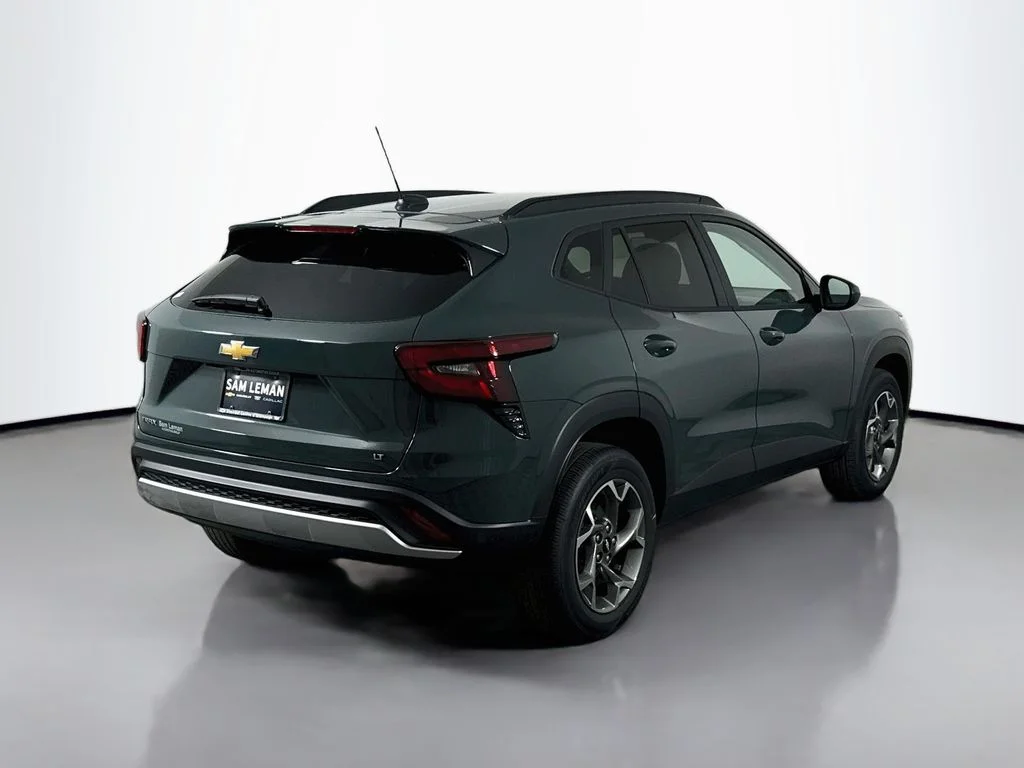 2026 Chevrolet Trax LT - Photo 7
