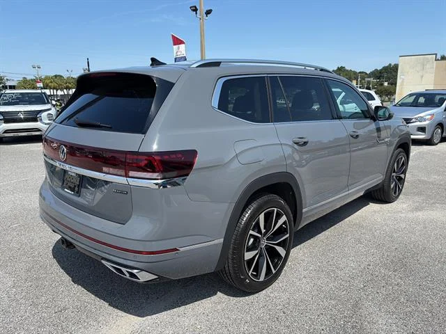 2026 Volkswagen Atlas SEL Premium R-Line - Photo 6