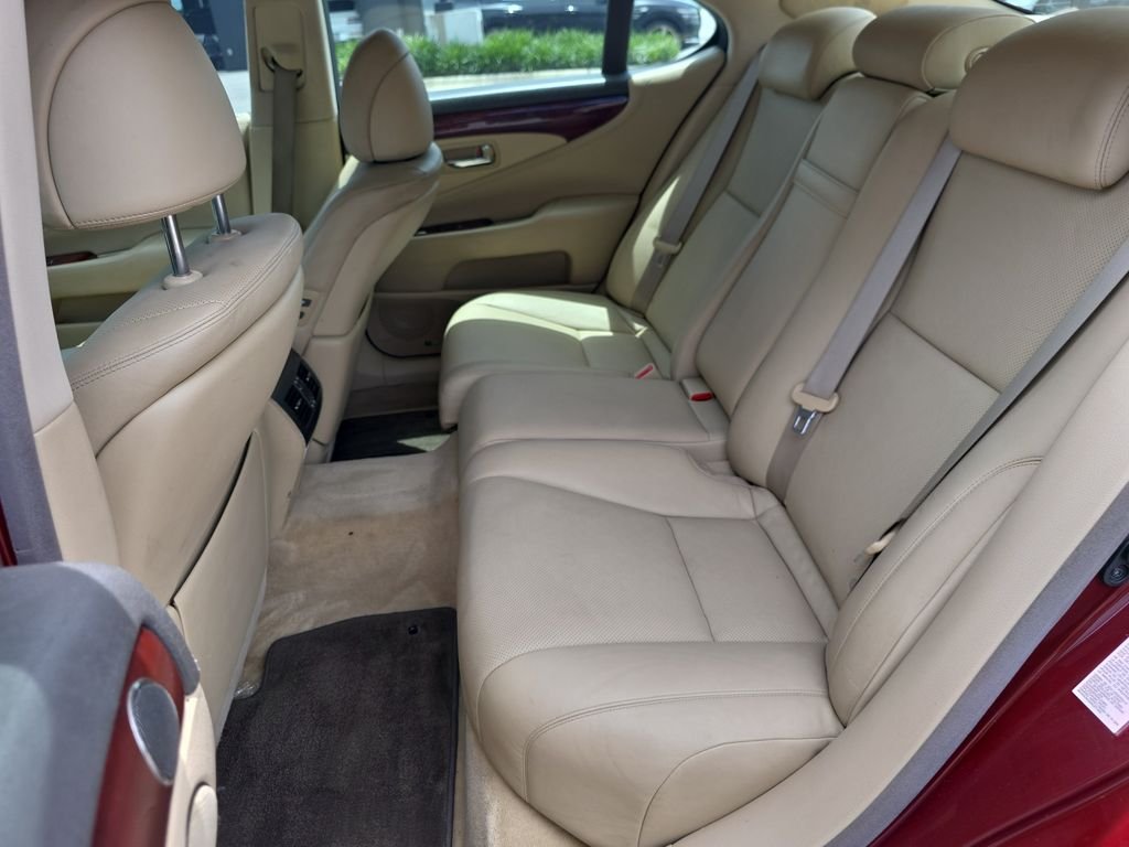 Used 2008  Lexus 460 image 31