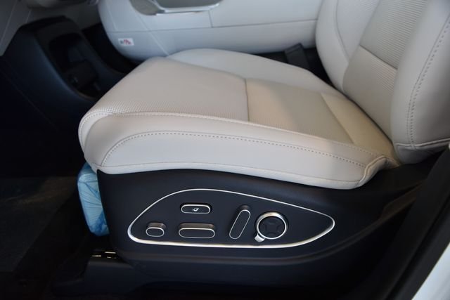 New 2027  Hyundai Calligraphy AWD image 17