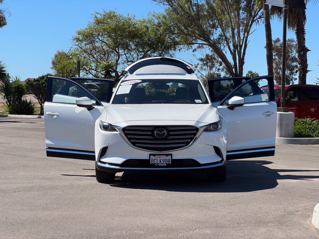 Used 2018 Snowflake White Pearl Mazda Grand Touring image 27