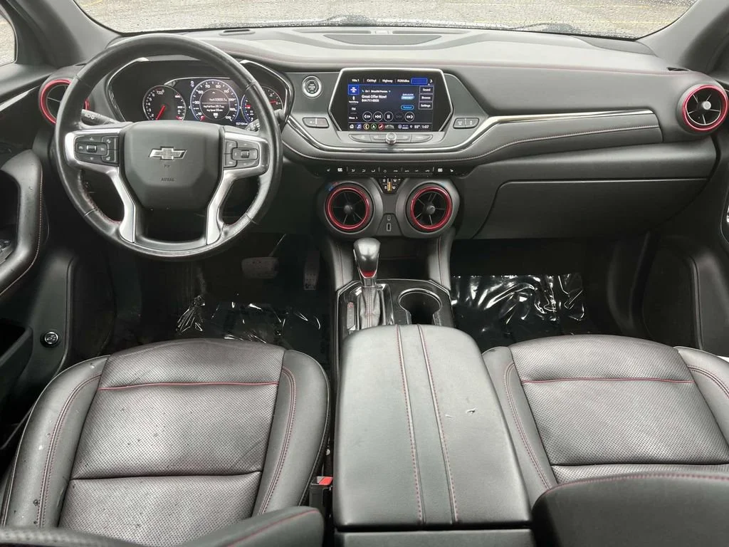 Used 2022 Silver Ice Metallic Chevrolet RS image 8