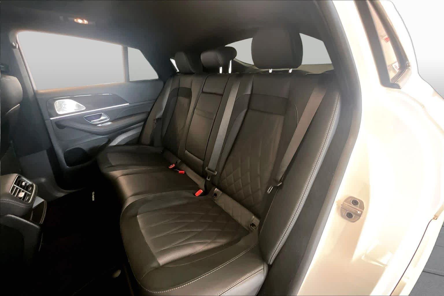 Used 2023 MANUFAKTUR Diamond White Metallic Mercedes-Benz AMG® GLE 63 S image 18