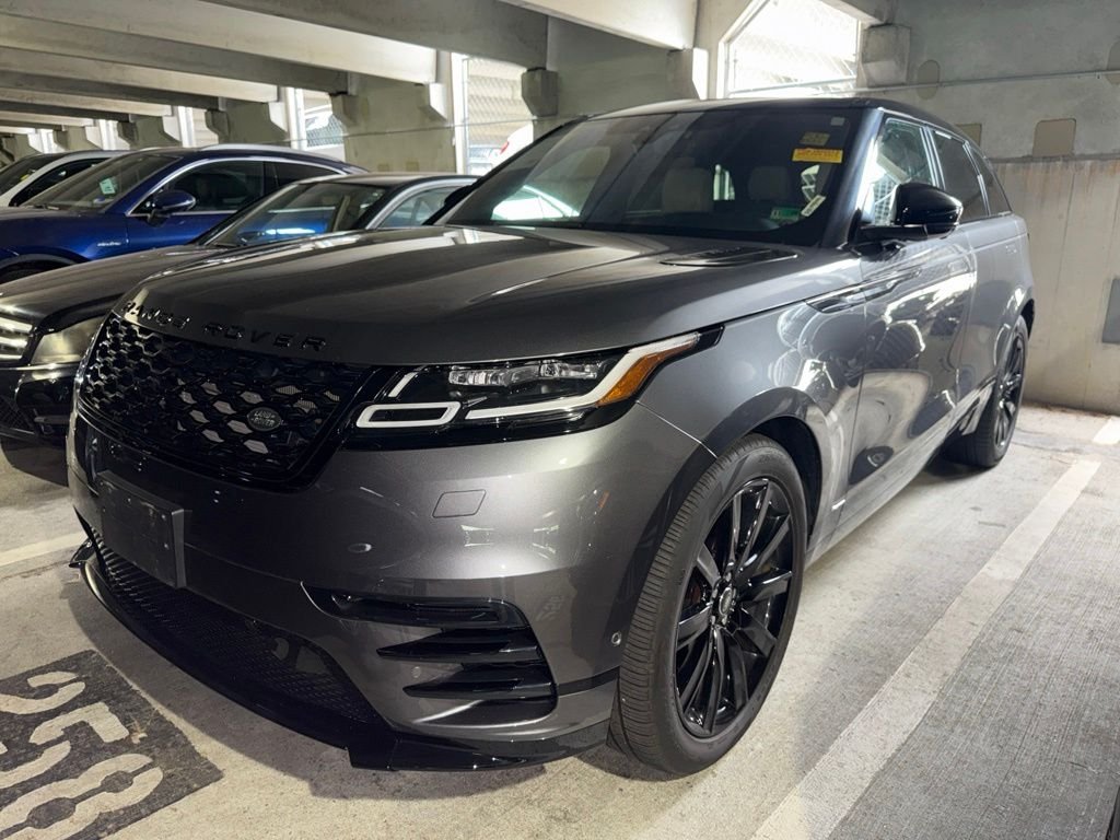 Used 2018  Land Rover HSE R-Dynamic image 1