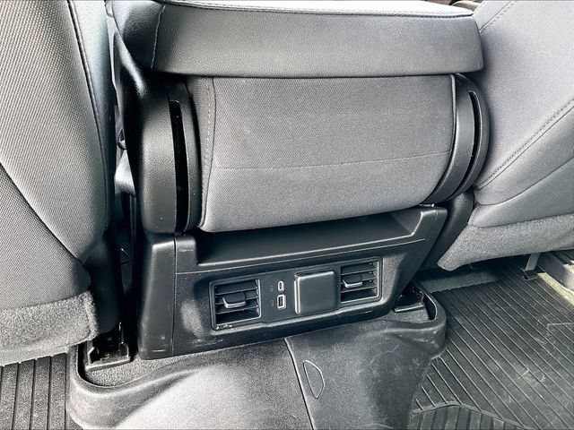 Used 2024 Black Chevrolet LT (2FL) image 28