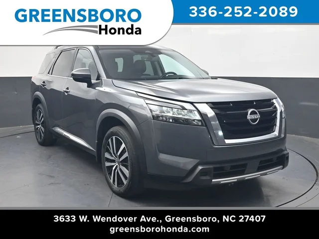 2024 Nissan Pathfinder Platinum