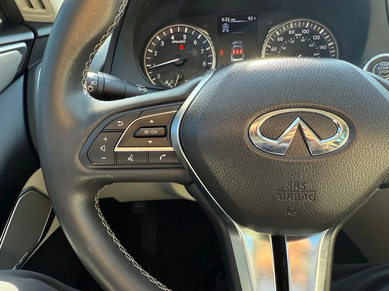 Used 2024 Majestic White INFINITI Luxe image 19