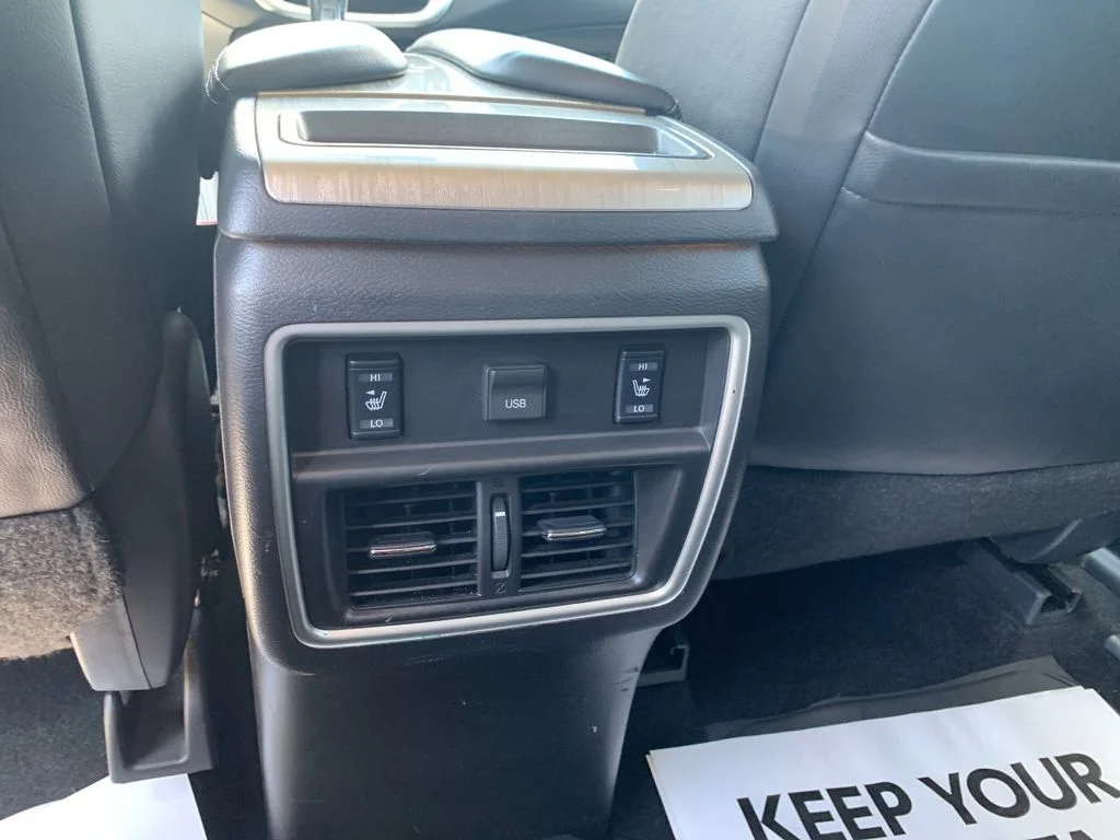 Used 2018 Gray Nissan SL image 15