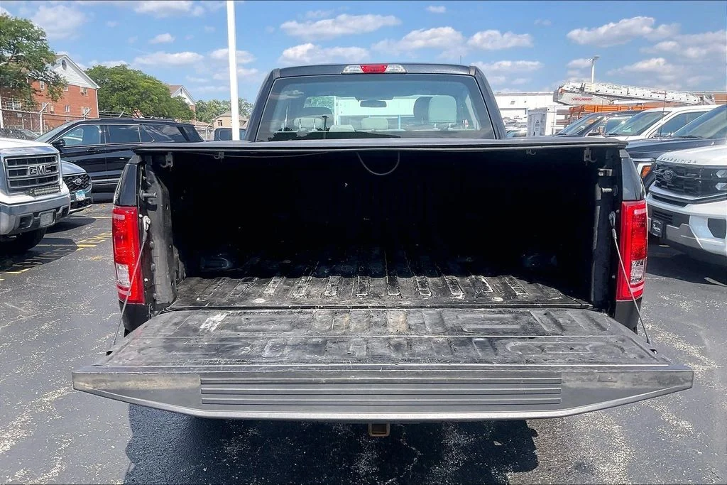 Used 2015 Black Ford XL image 27