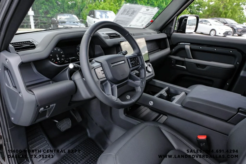 Certified Used 2026 Black Land Rover S image 2