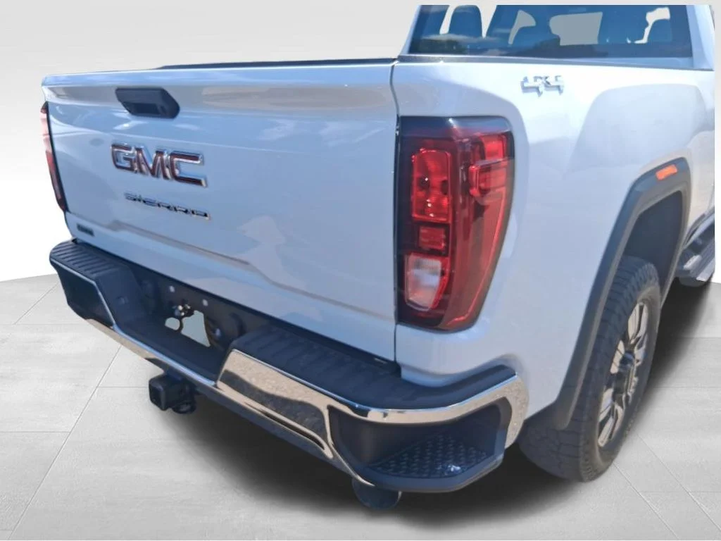 Used 2025 White GMC Pro image 15