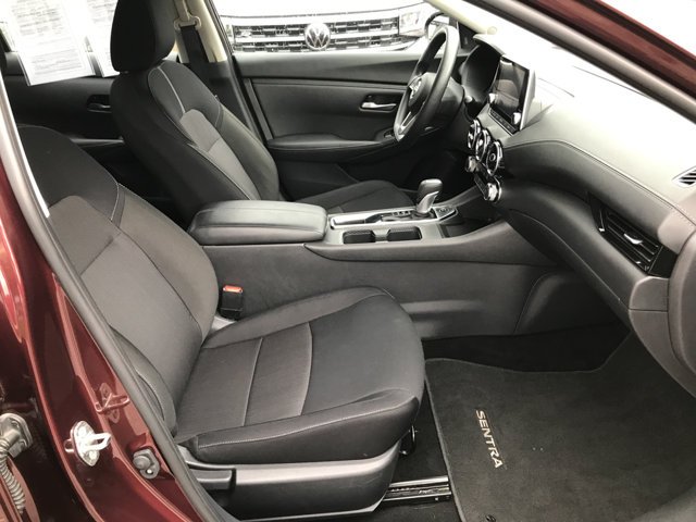 Used 2025 Rosewood Metallic Nissan SV image 23
