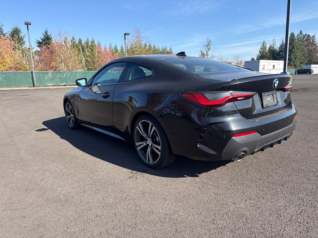 Used 2022 Black Sapphire Metallic BMW 430i xDrive image 5