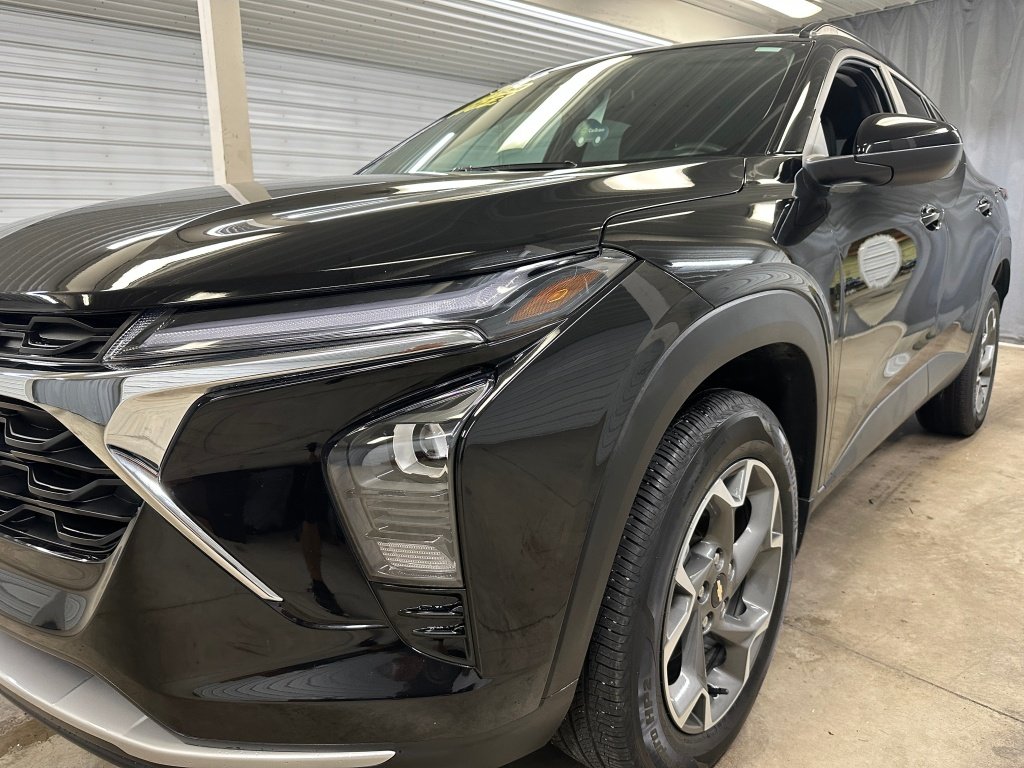 2024 Chevrolet Trax LT - Photo 31