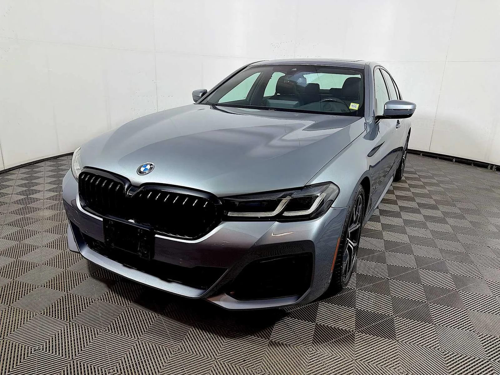 Certified Used 2023 Skyscraper Grey Metallic BMW 530i xDrive image 3