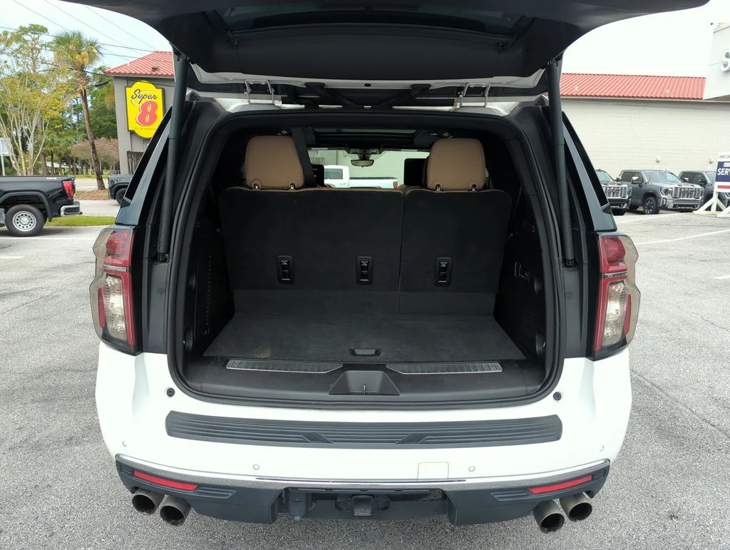 Used 2021 White Chevrolet Premier image 31