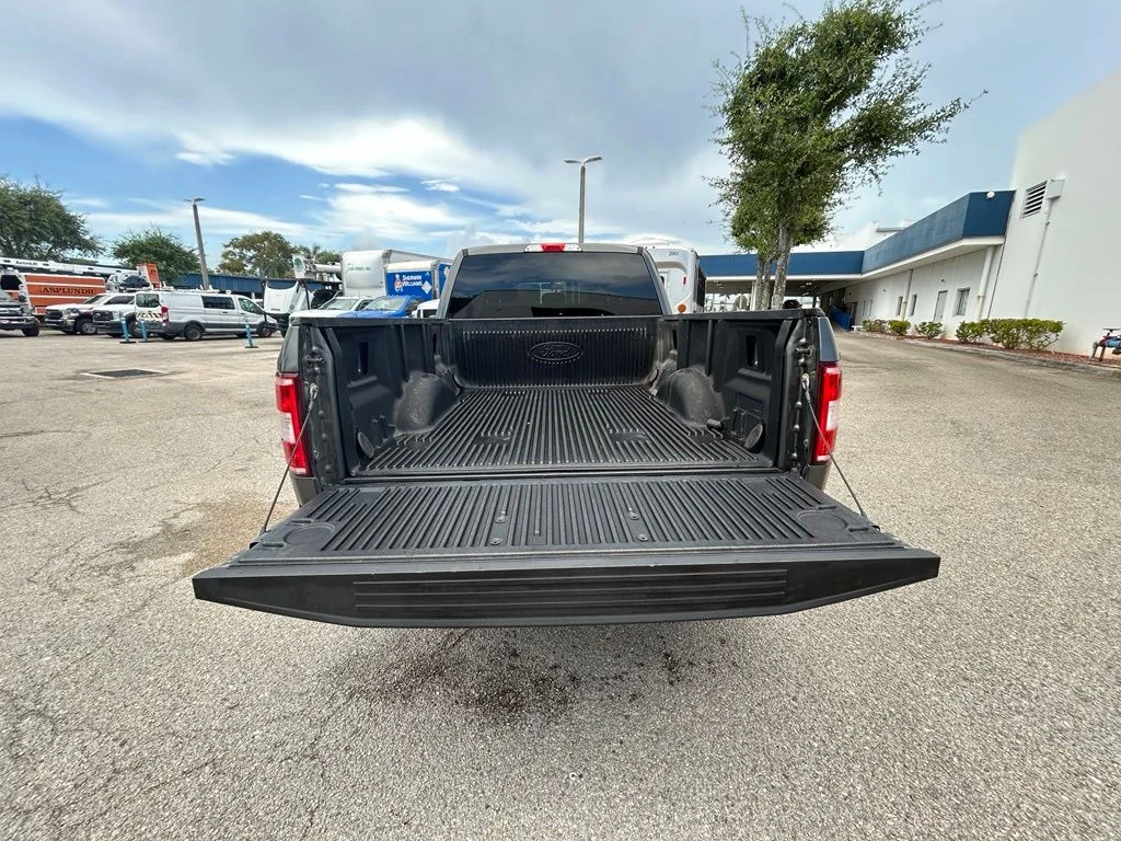 Used 2018 Magnetic Ford XLT image 32