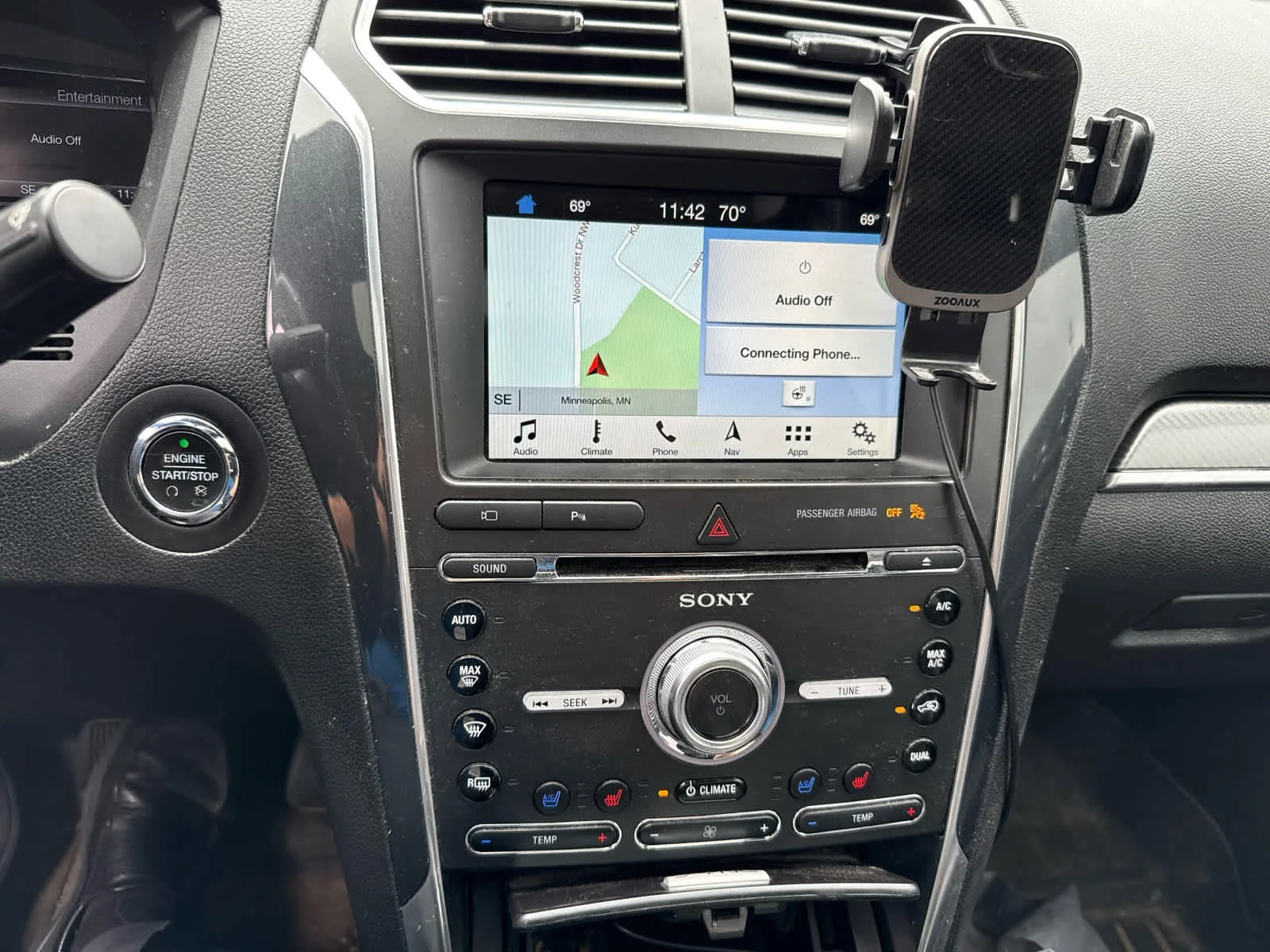 Used 2017 Smoked Quartz Metallic Tinted Clearcoat Ford Sport image 14
