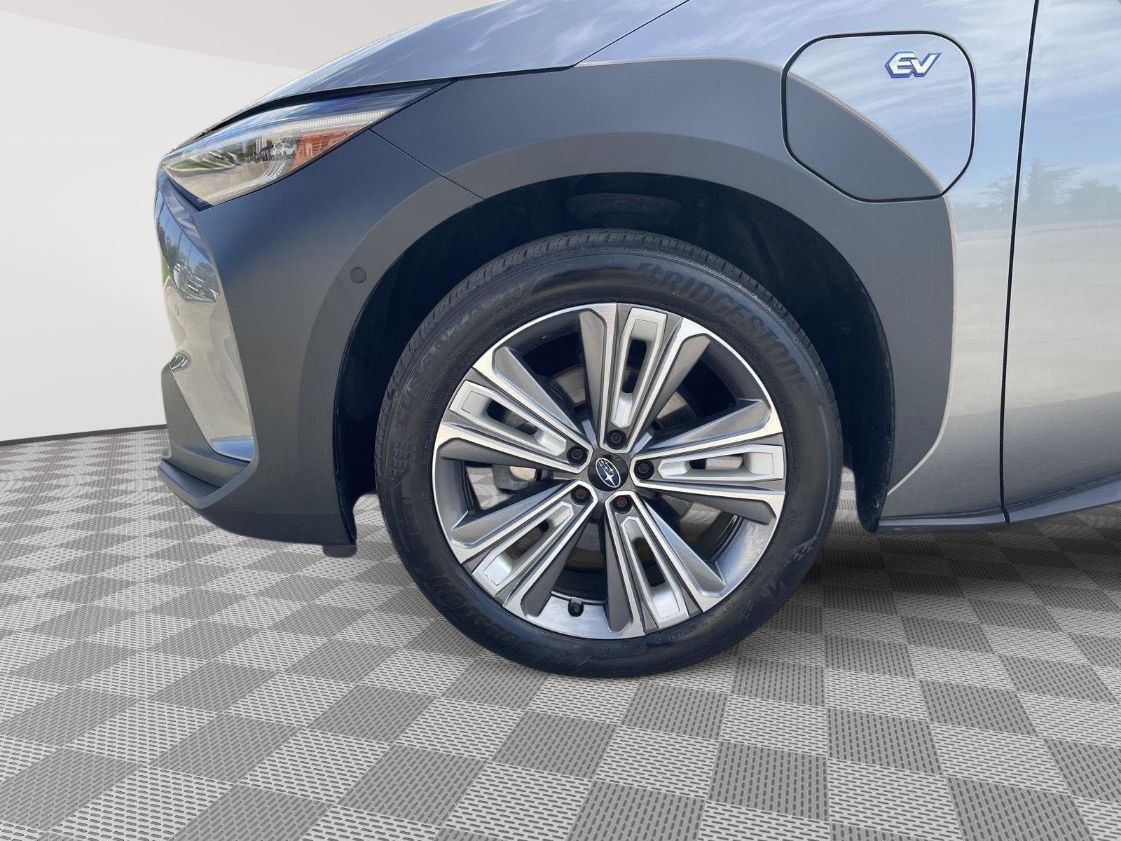 Certified Used 2023 Smoked Carbon 2-Tone Subaru Touring image 7