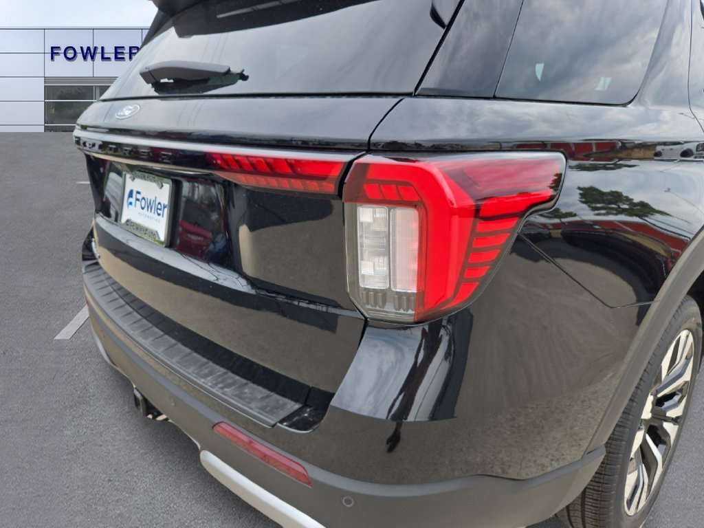 New 2027 Agate Black Metallic Ford Platinum™ image 34