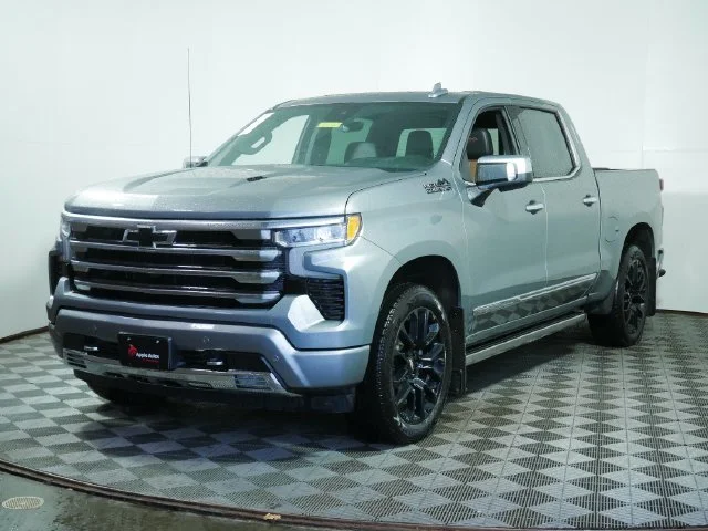 Certified Used 2024 Gray Chevrolet High Country image 3