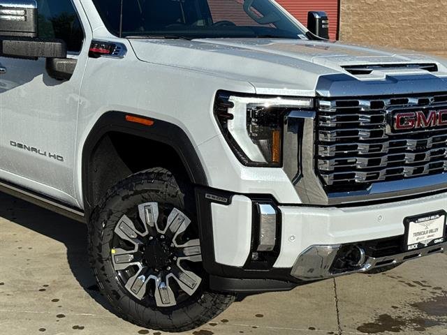 New 2026 Glacier White Tricoat GMC Denali image 3