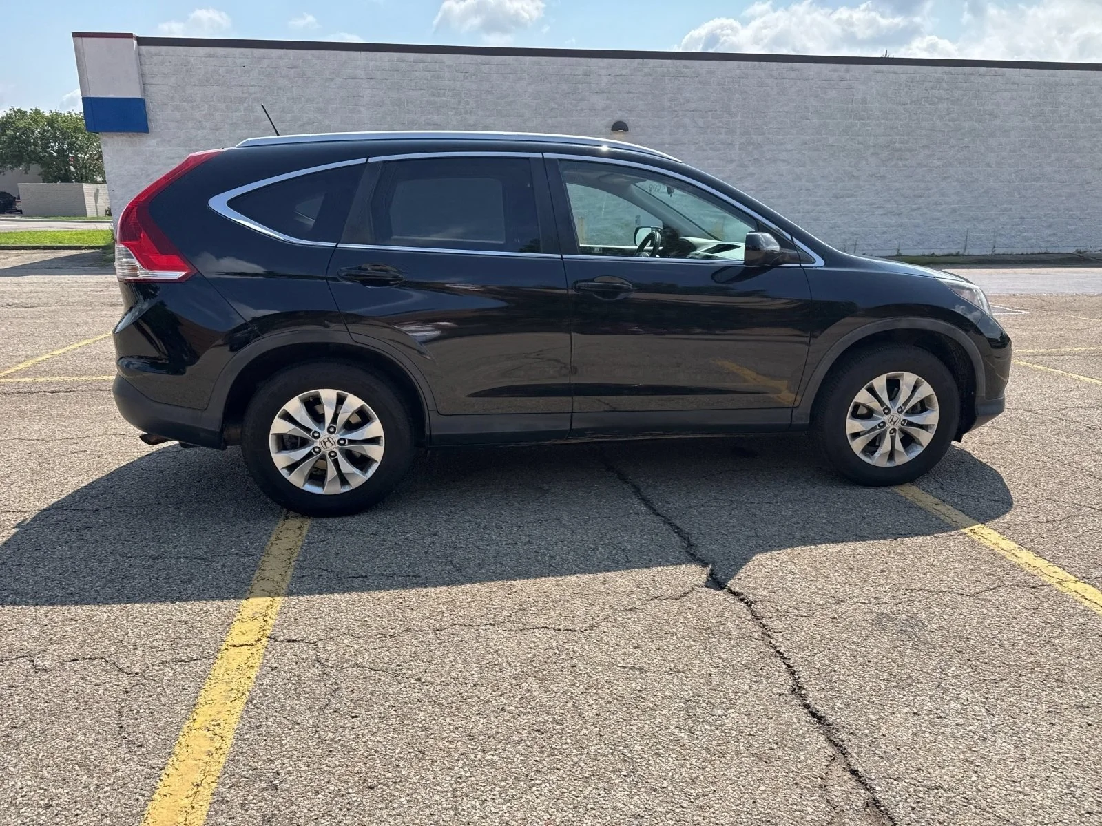 Used 2012 Crystal Black Pearl Honda EX-L image 23