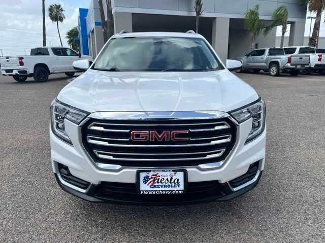 Used 2023 White GMC SLT image 2