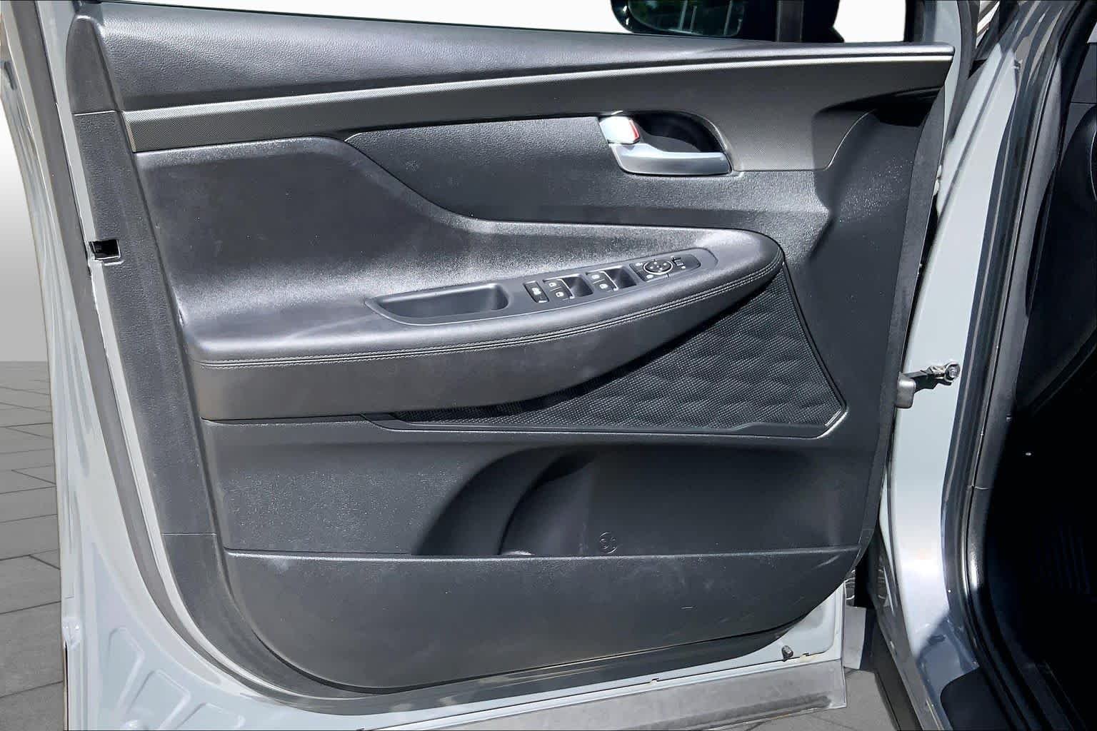 Used 2023 Hampton Gray Hyundai SEL image 21