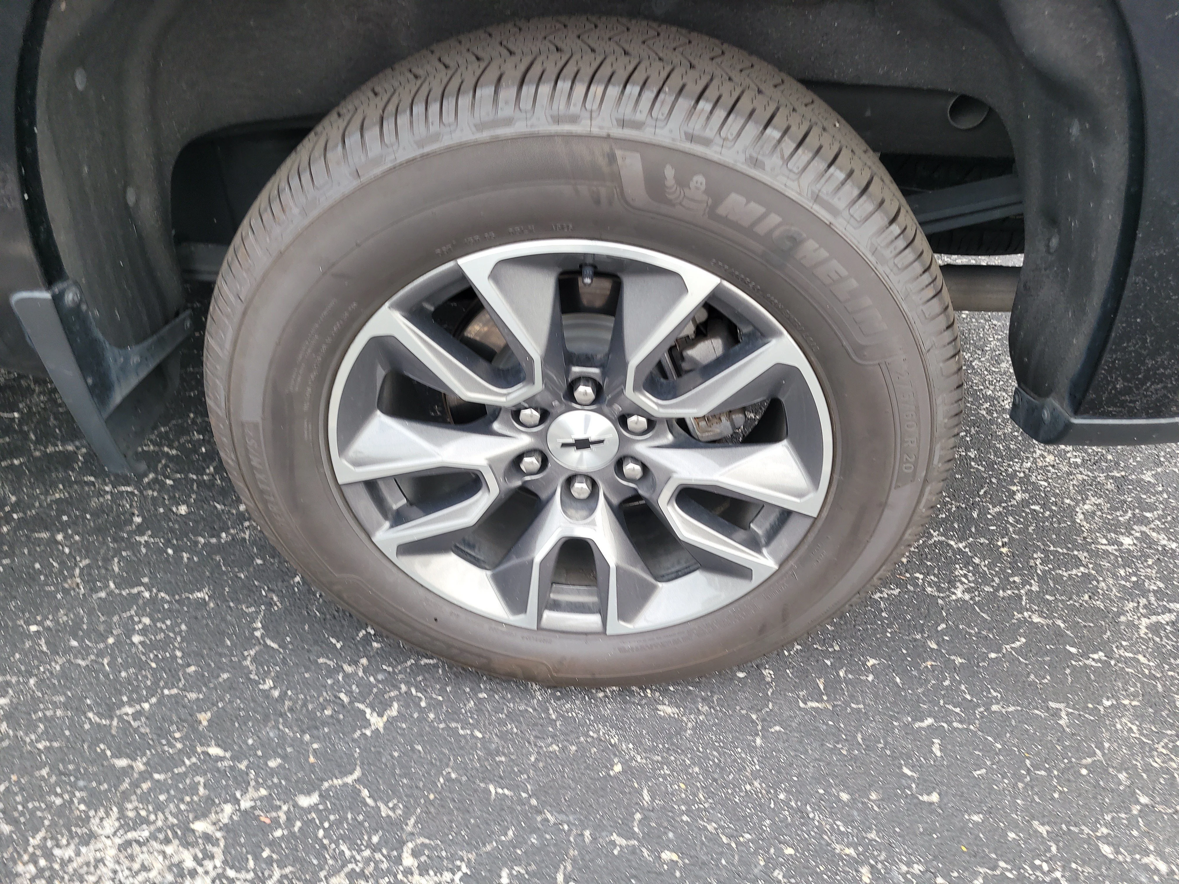 Used 2019 Black Chevrolet RST image 9